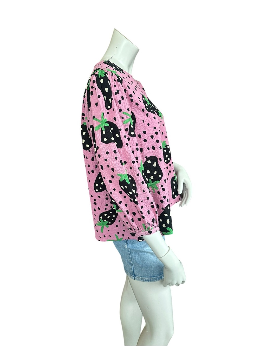 Compañia Fantastica Purple-ish Pink Black Abstract Strawberry Print Blouse Large - Picture 3 of 8